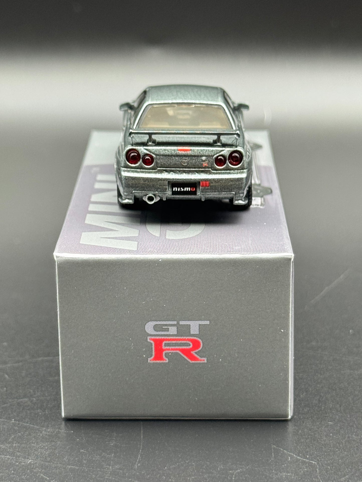 Nissan Skyline GT-R R34 Nismo BNR34 CRS Mini GT | 1:64