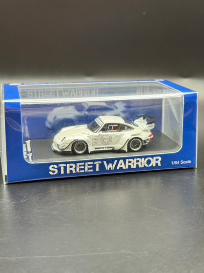 Porsche 993 RWB “Army Girl” AGL White Street Warrior | 1/64