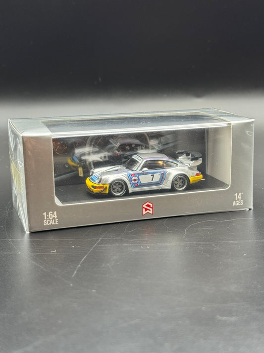 Porsche 964 RWB « martini #7 » | Street weapon 1/64