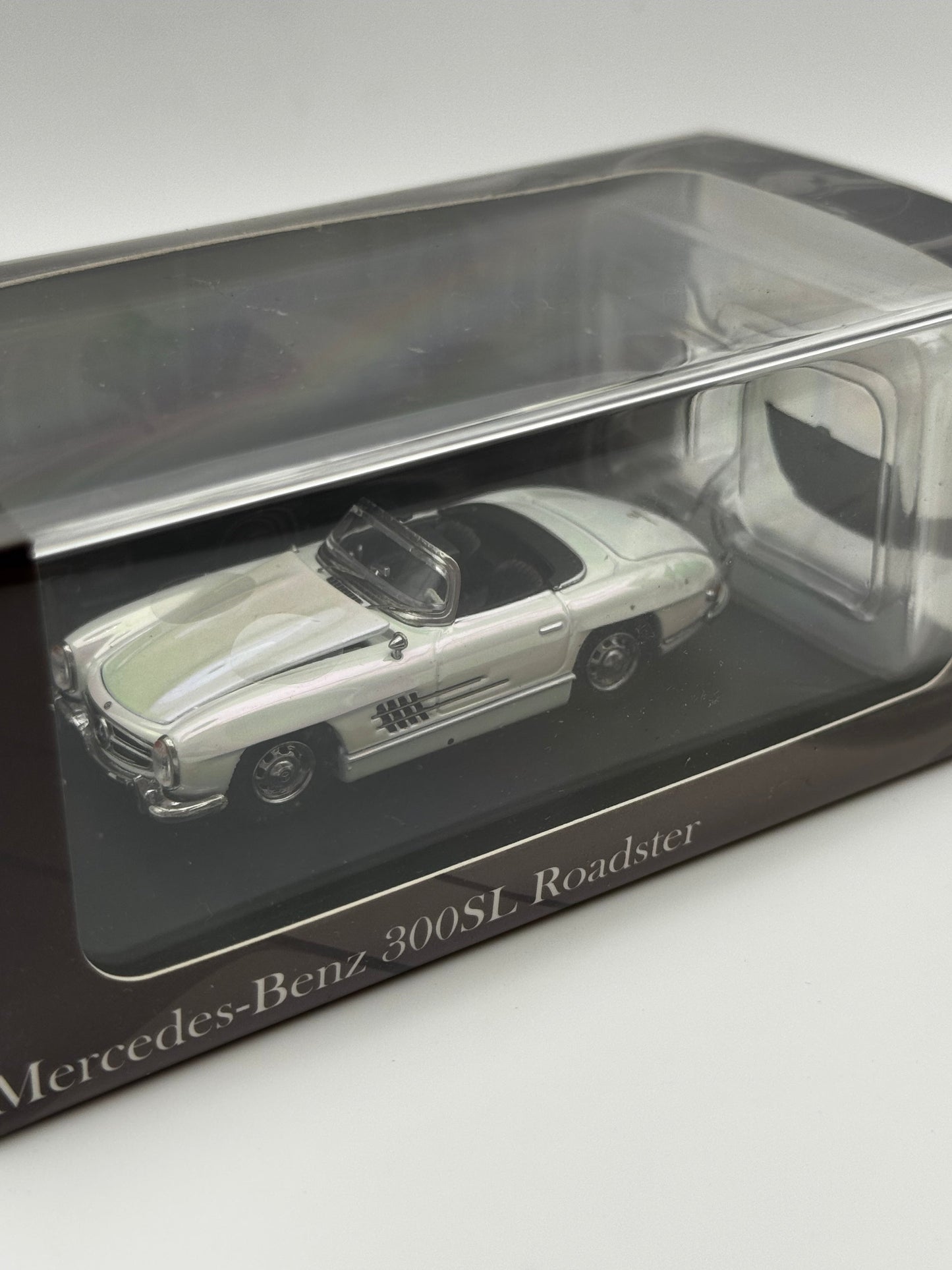 1957 Mercedes-Benz 300SL Roadster – YSModel – Édition Limitée 459/499 | 1:64 SVRdiecast