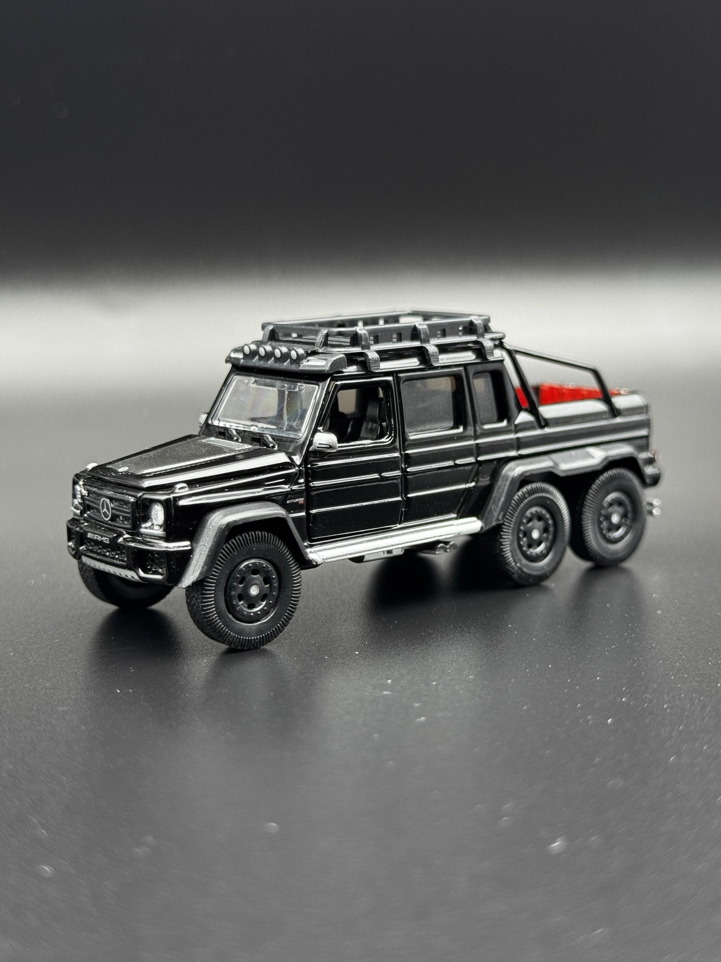 Era Car 07 – Mercedes-Benz G63 AMG 6x6 Light Black 1:64 SVRdiecast