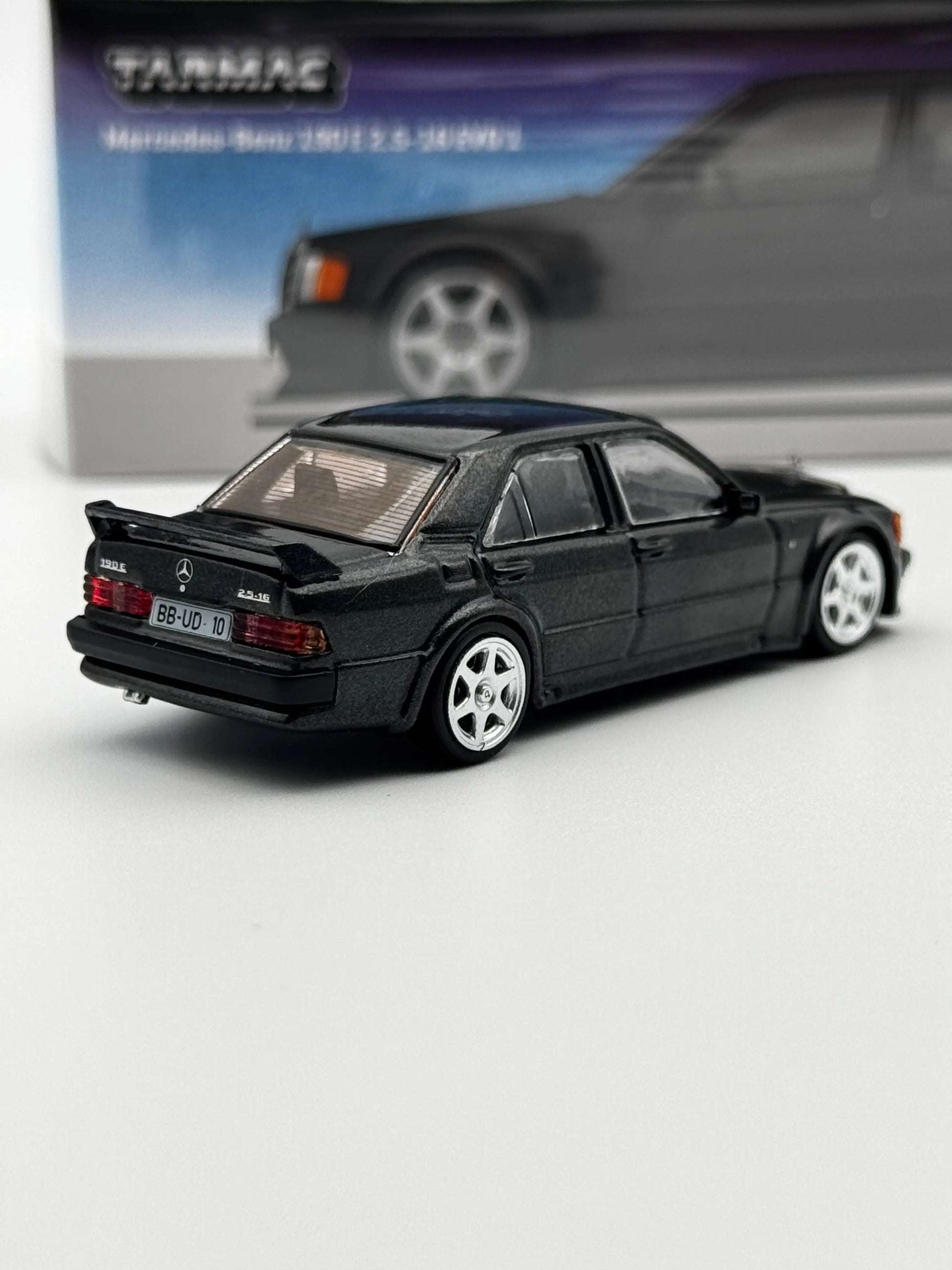 Mercedes-Benz 190E 2.5-16 EVO 1 – Tarmac Works (1:64) SVRdiecast