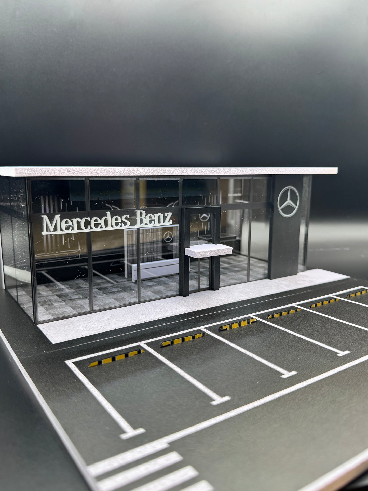 Diorama Garage Mercedes-Benz – Concession Vitrée | 1/64