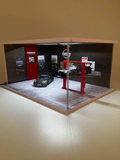 Diorama garage Nissan 1/64 eclairé SVRdiecast