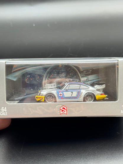 Porsche 964 RWB « martini #7 » | Street weapon 1/64