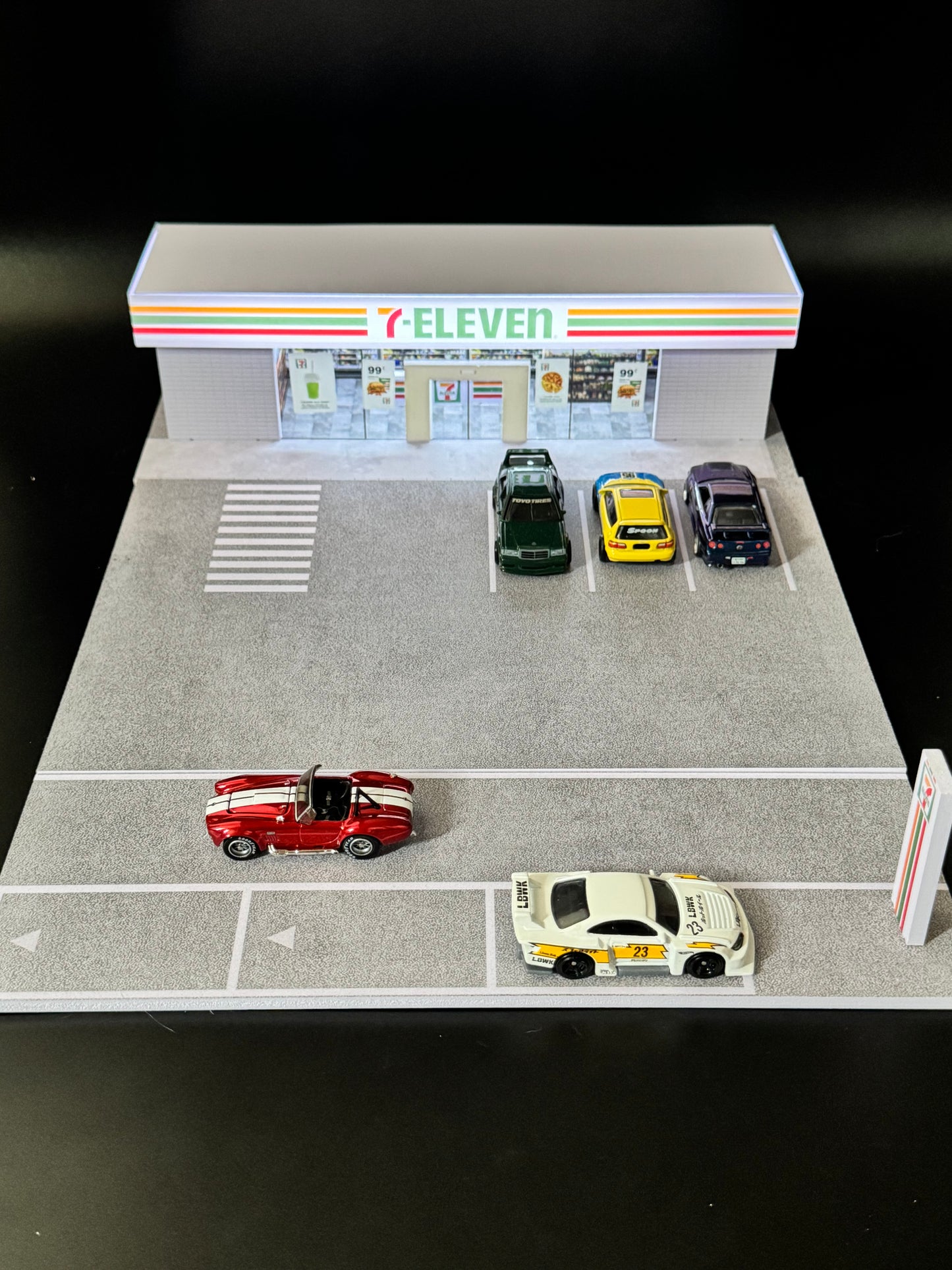 Diorama 7-Eleven – Décor Miniature 1:64 avec Éclairage LED