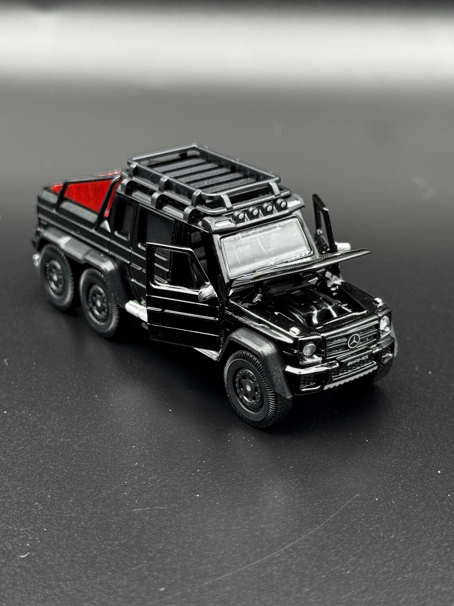 Era Car 07 – Mercedes-Benz G63 AMG 6x6 Light Black 1:64 SVRdiecast