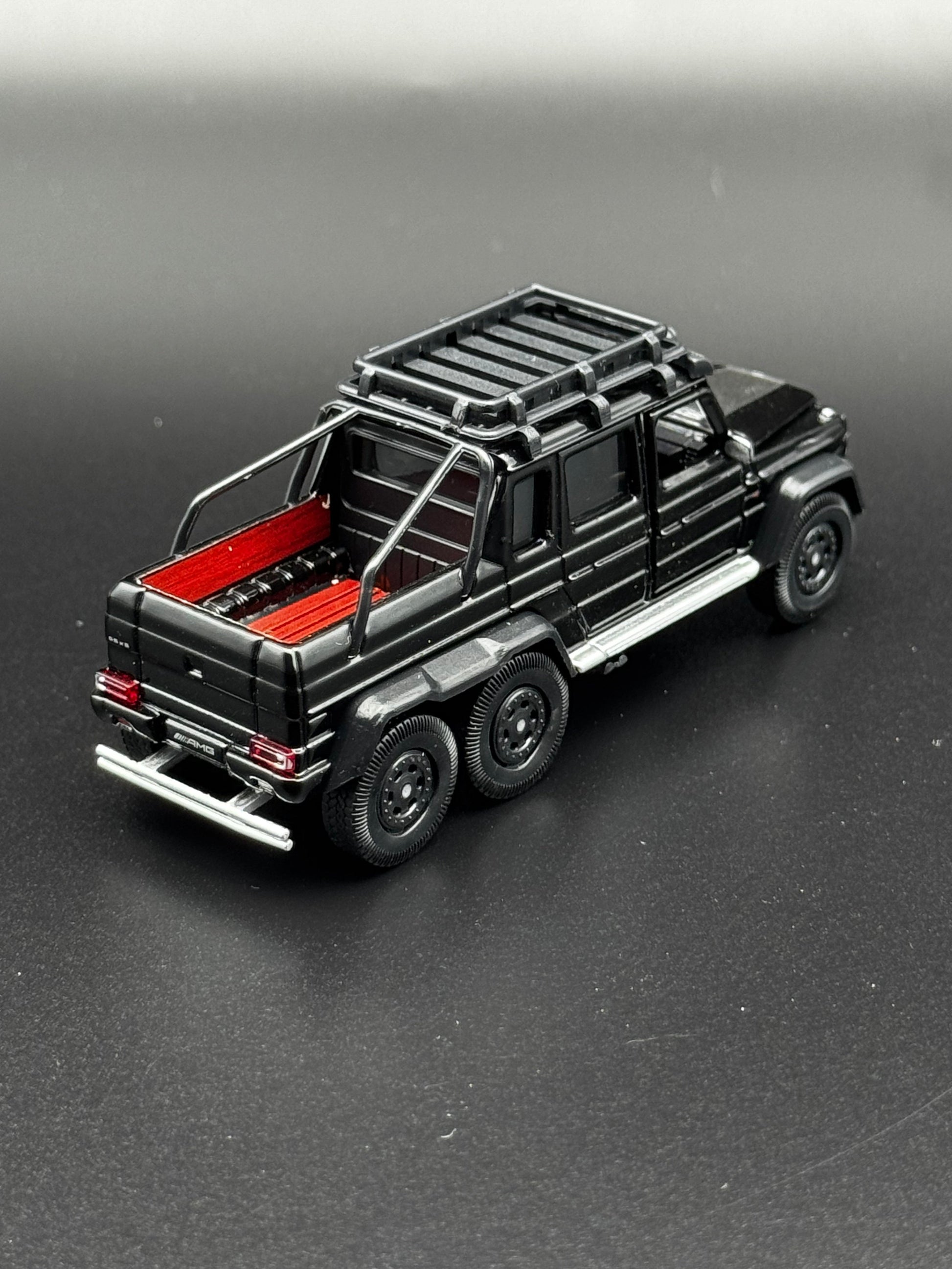 Era Car 07 – Mercedes-Benz G63 AMG 6x6 Light Black 1:64 SVRdiecast