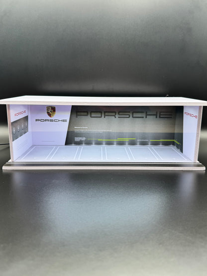 Diorama vitrine Garage Porsche – 1:64