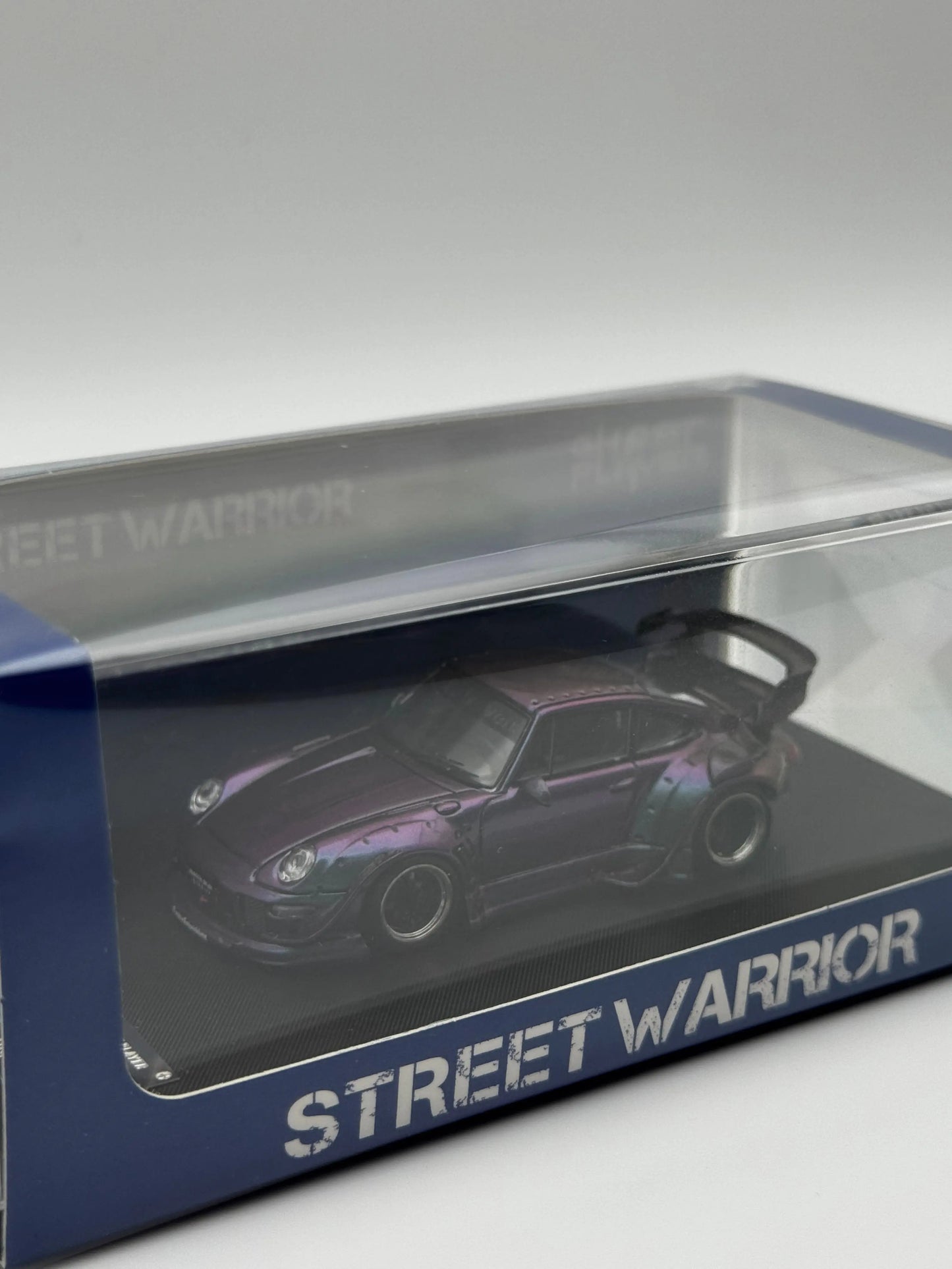 Porsche 993 RWB chameleon SVRdiecast