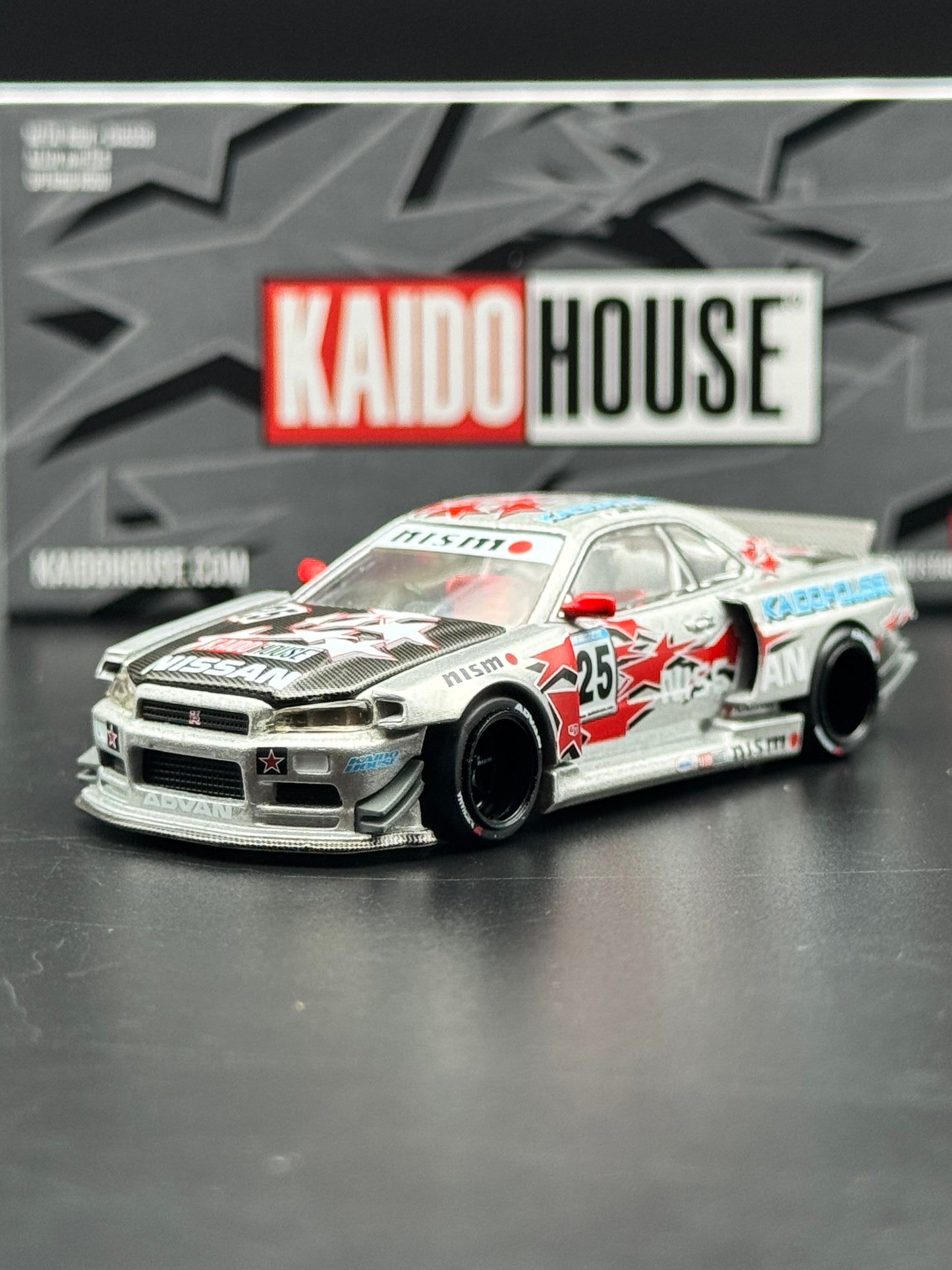 Nissan Skyline GT-R (R34) Kaido Star Racing V1