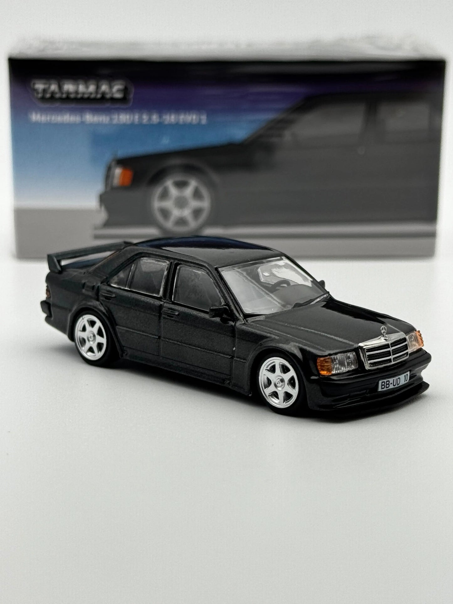 Mercedes-Benz 190E 2.5-16 EVO 1 – Tarmac Works (1:64) SVRdiecast