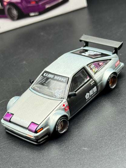 Kaido House x Mini GT Toyota AE86 Sprinter Trueno Touge V1 Chase Argent 1:64