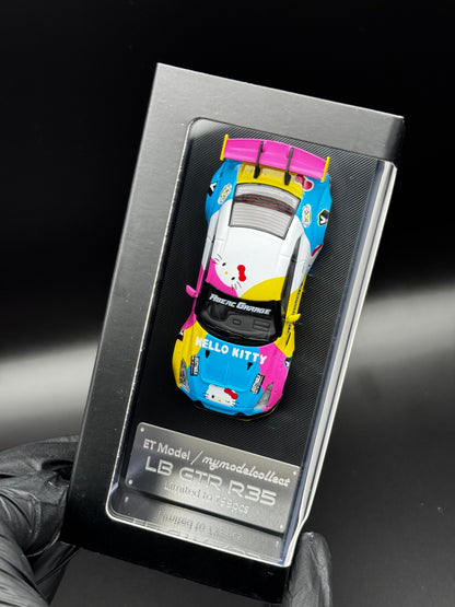 Nissan gt-r r35 lbwk Hello kitty — Mymodelcollect 1:64 SVRdiecast