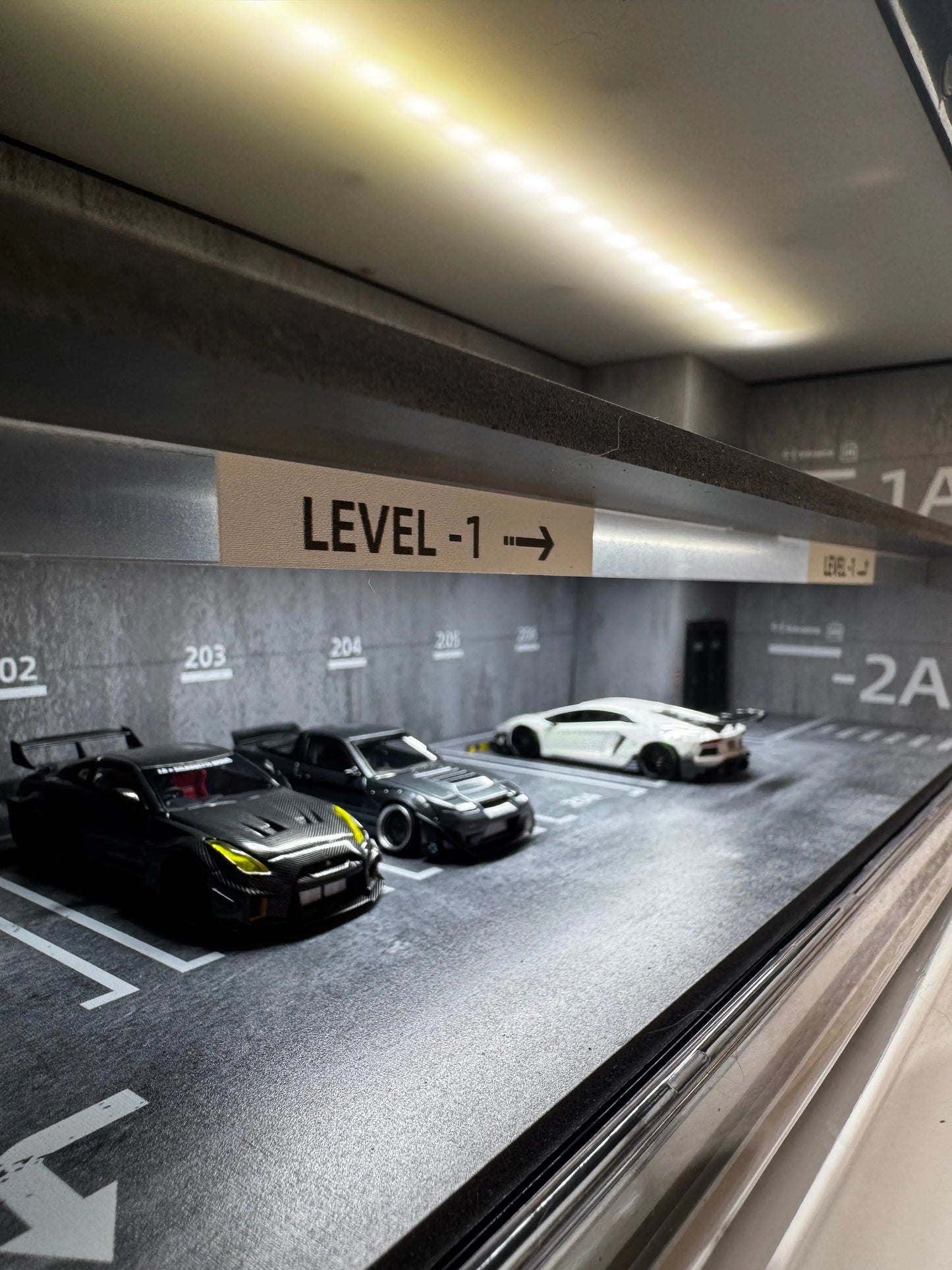 Vitrine contenair parking 1/64 SVRdiecast
