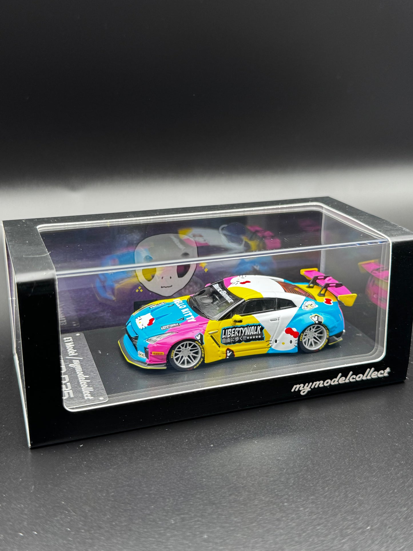 Nissan gt-r r35 lbwk Hello kitty — Mymodelcollect 1:64 SVRdiecast