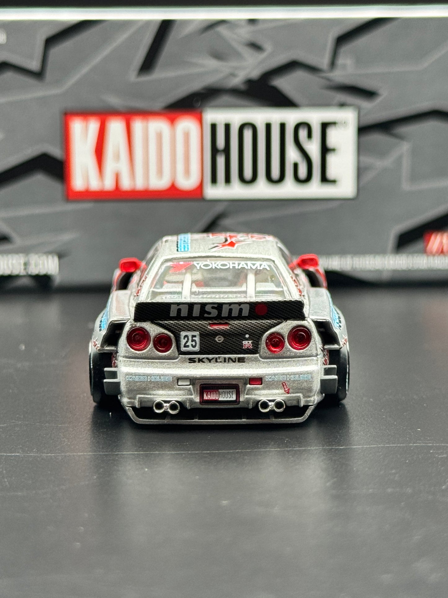Nissan Skyline GT-R (R34) Kaido Star Racing V1