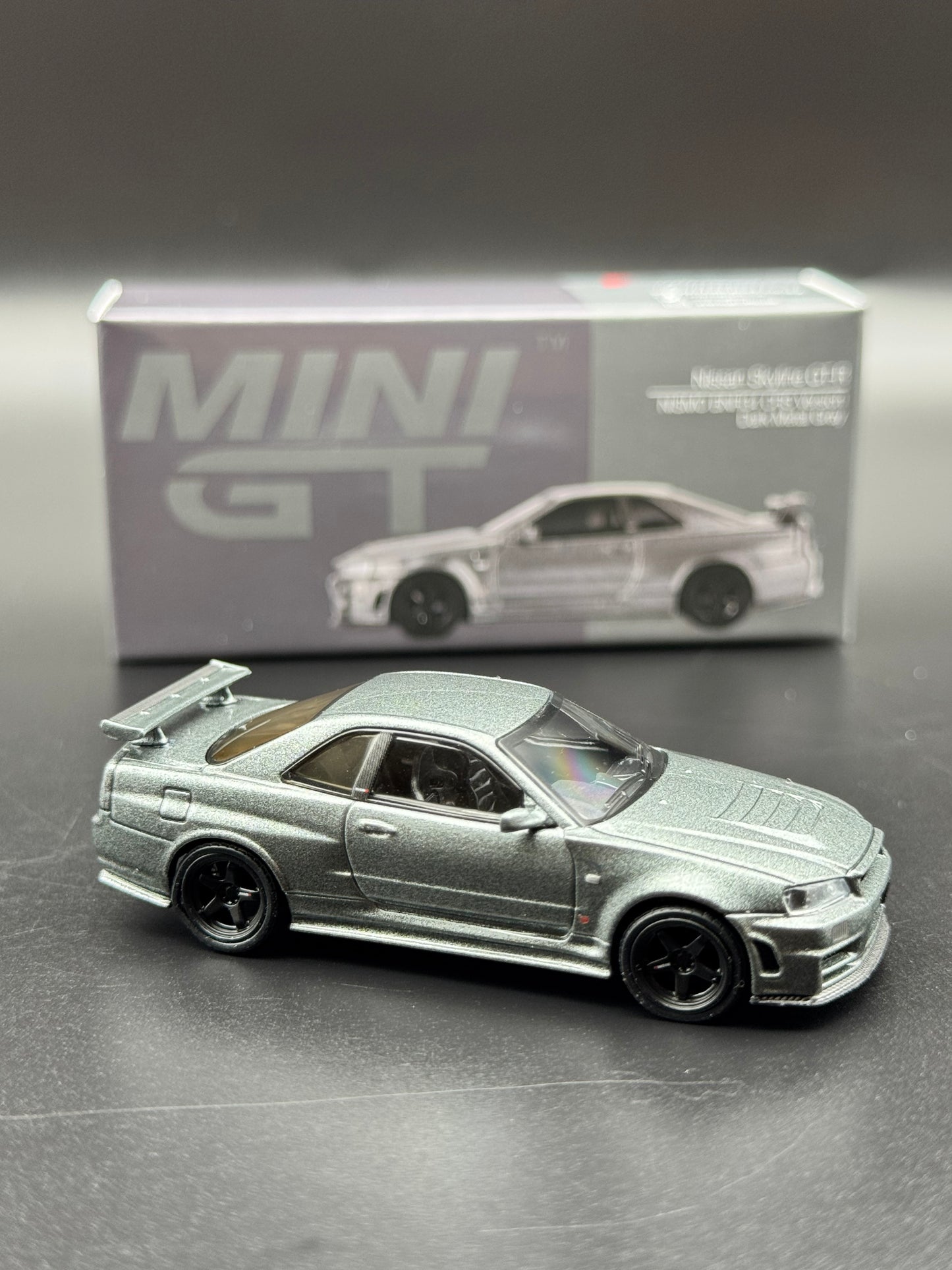 Nissan Skyline GT-R R34 Nismo BNR34 CRS Mini GT | 1:64