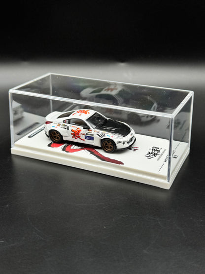 Nissan 350Z "Wave/Lang" - Modernart Limited Edition | 1/64