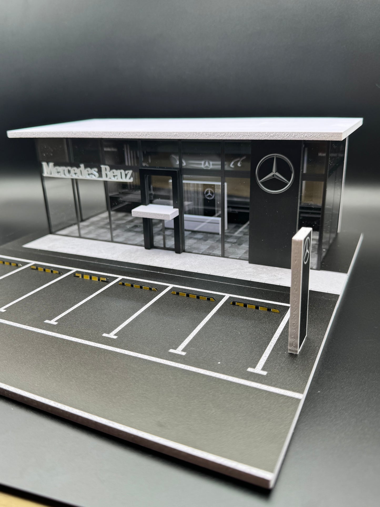 Diorama Garage Mercedes-Benz – Concession Vitrée | 1/64