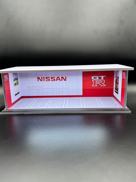 Diorama Nissan GT-R Showroom – Display | 1:64