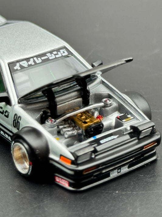 Kaido House x Mini GT Toyota Sprinter Trueno AE86 Imai Racing Advan Argent #86 1:64