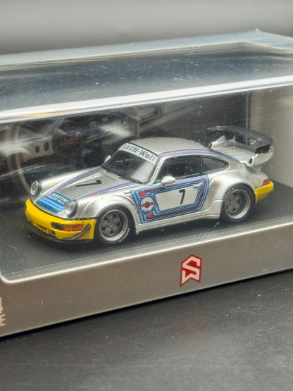 Porsche 964 RWB « martini #7 » | Street weapon 1/64