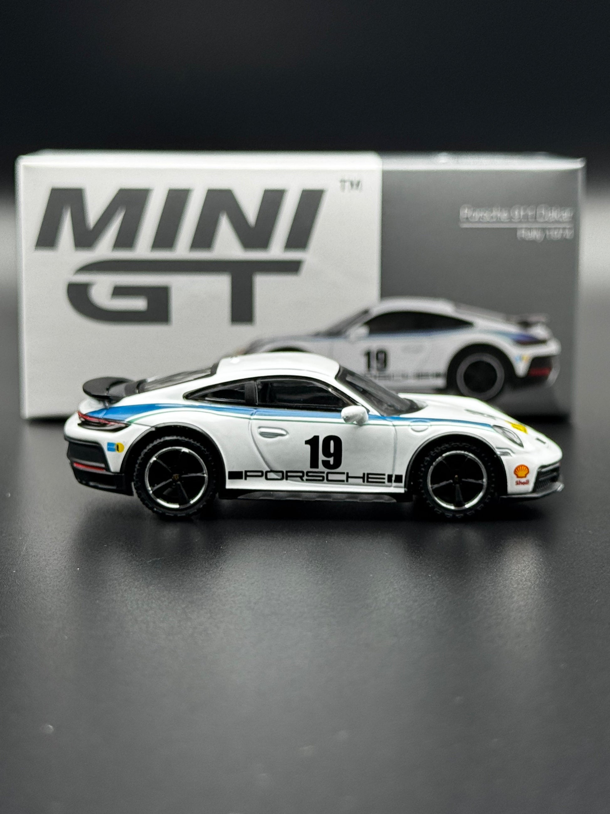 Porsche 911 Dakar – Rally 1974 – Mini GT #1009 | 1:64 SVRdiecast