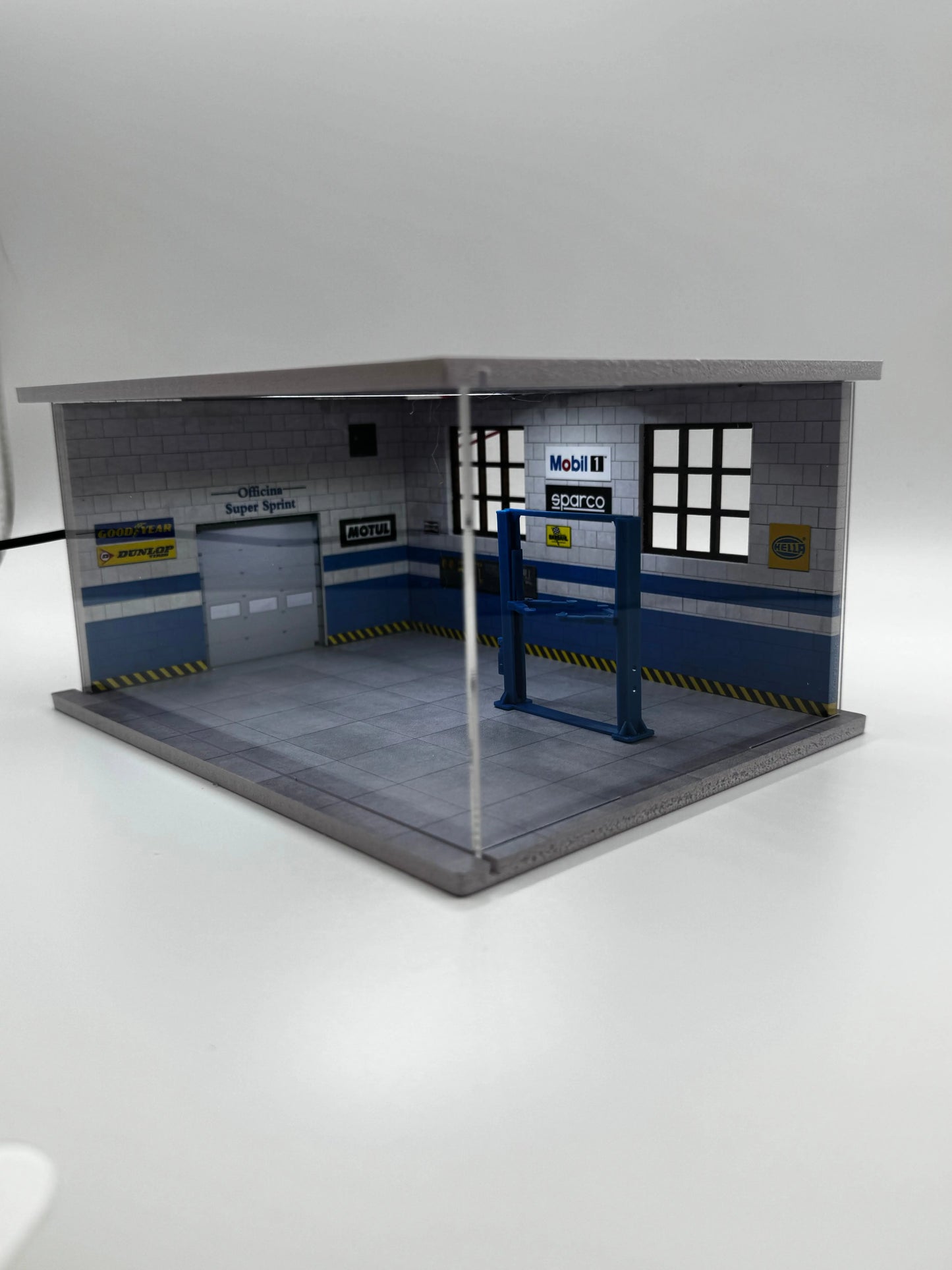 Diorama mini garage 1/64 éclairé SVRdiecast